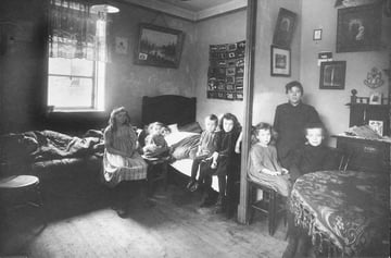 Fra Barselutstillingen 1916: Syk mor med sju barn