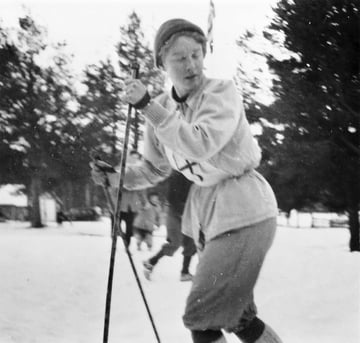 Kvinnelig skiløper Sissel Øien 1957
