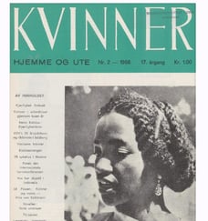 Forside i delvis svart-hvitt der det står "Kvinner, hjemme og ute"