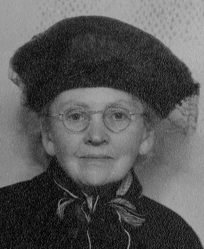 Selvportrett av Ellisif Wessel 74 år gammel i 1940