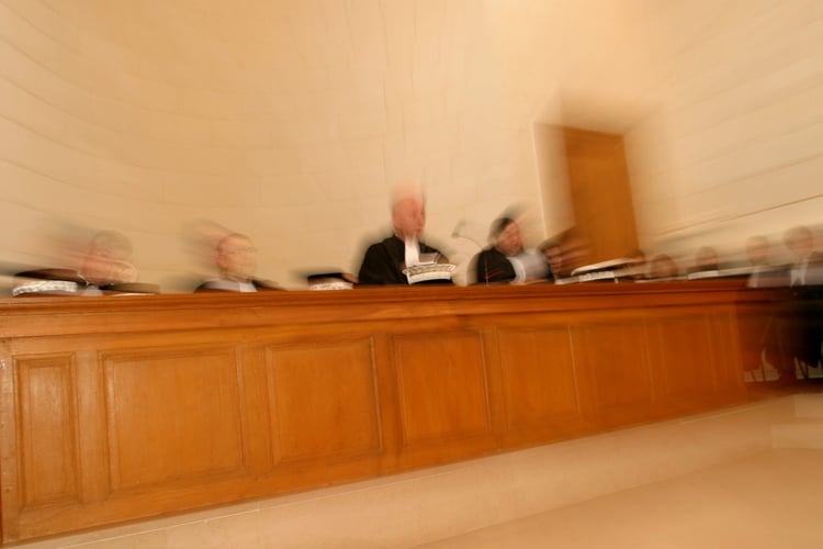Dommerpanel i rettsal