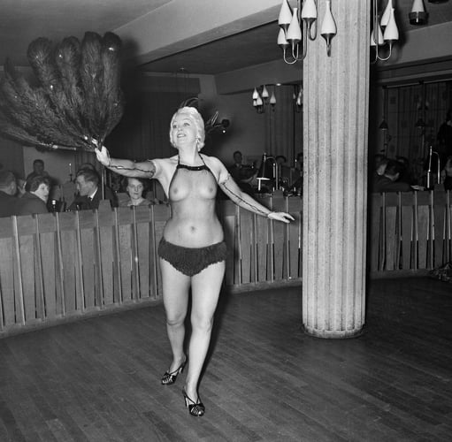 Striptease på Restaurant Elvarheim i Elverum i 1961.